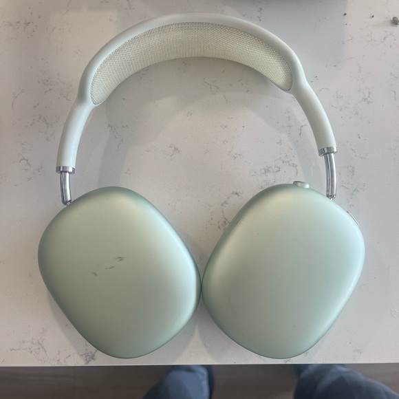 Apple Green Wireless Headphones Over-Ear Headphones